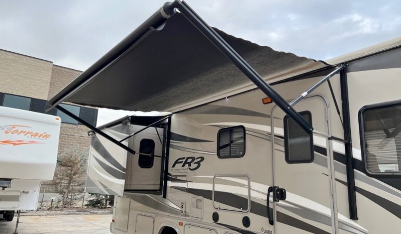 2014 Forest River FR3 25DS full